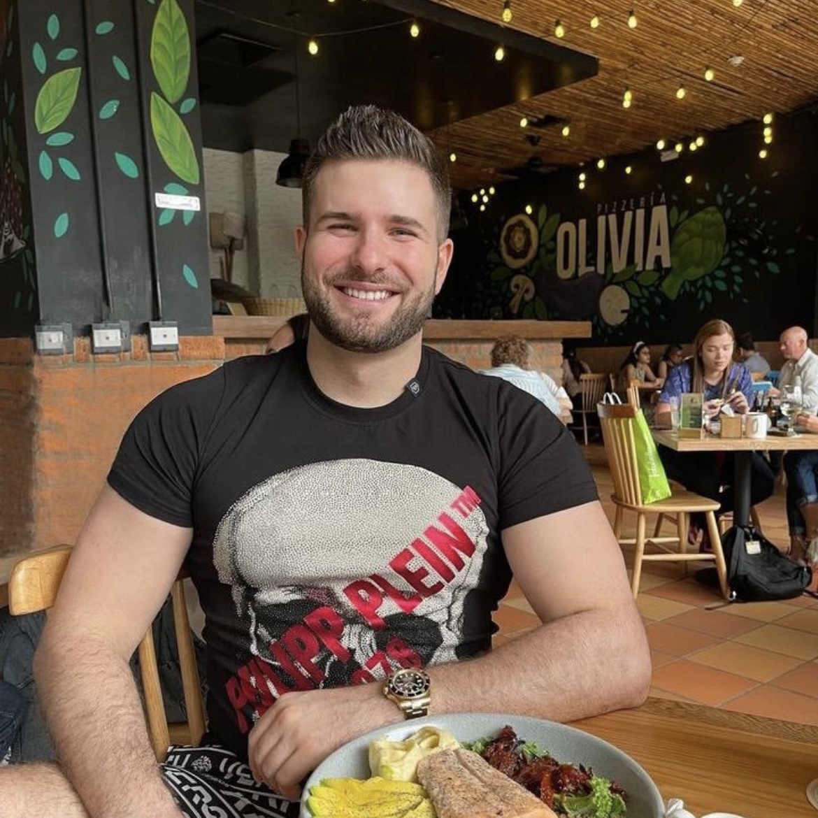 蓝灯加速器用户hames，很满意蓝灯加速器